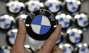 Read more about the article BMW widens luxury lead over Mercedes, Lexus